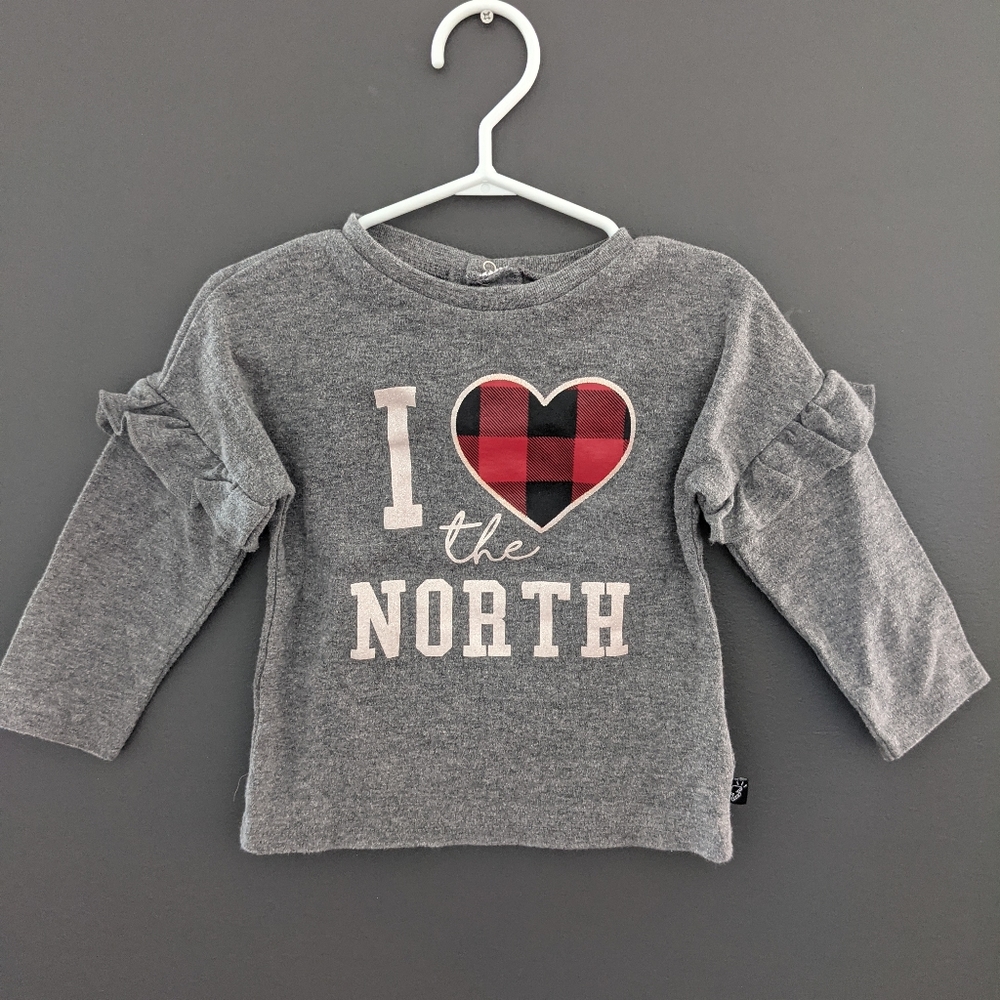 "I love the north" grey long sleeved shirt